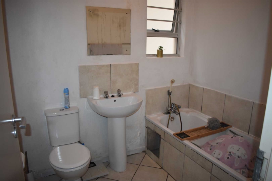 2 Bedroom Property for Sale in Beacon Bay Eastern Cape